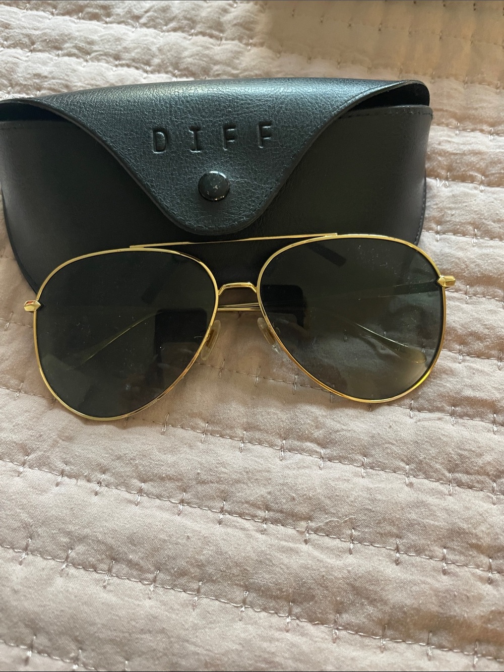 Diff Like New Aviators